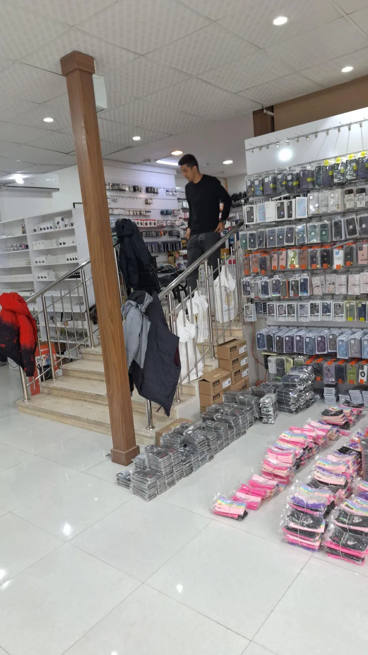 دفتر فروشگاه اینترنتی سیوا - تصویر 6