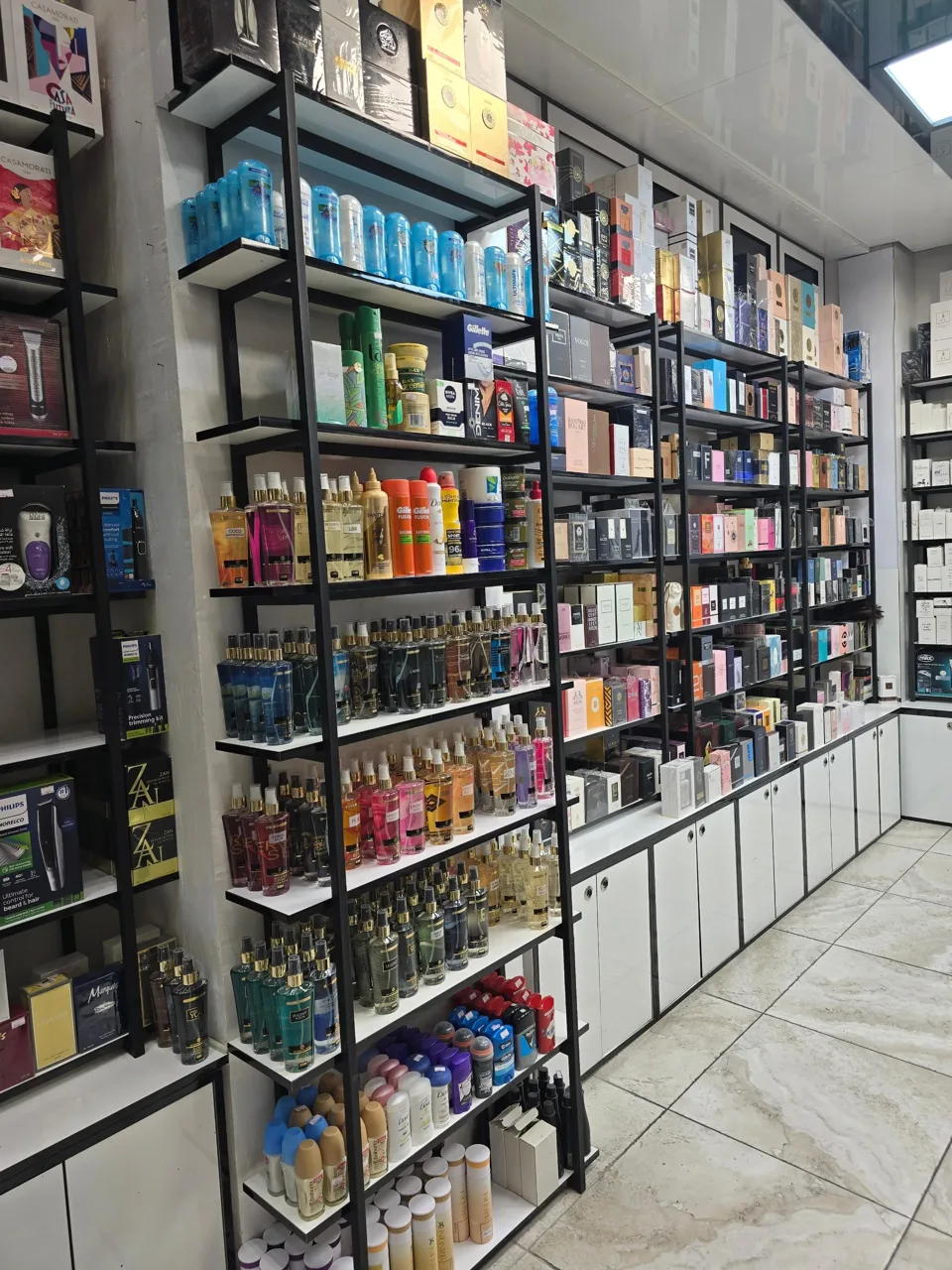 عطر حکیم - تصویر 3