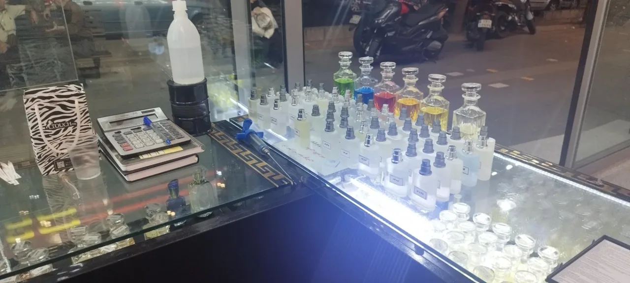 عطر تهرانپاریس - تصویر 2