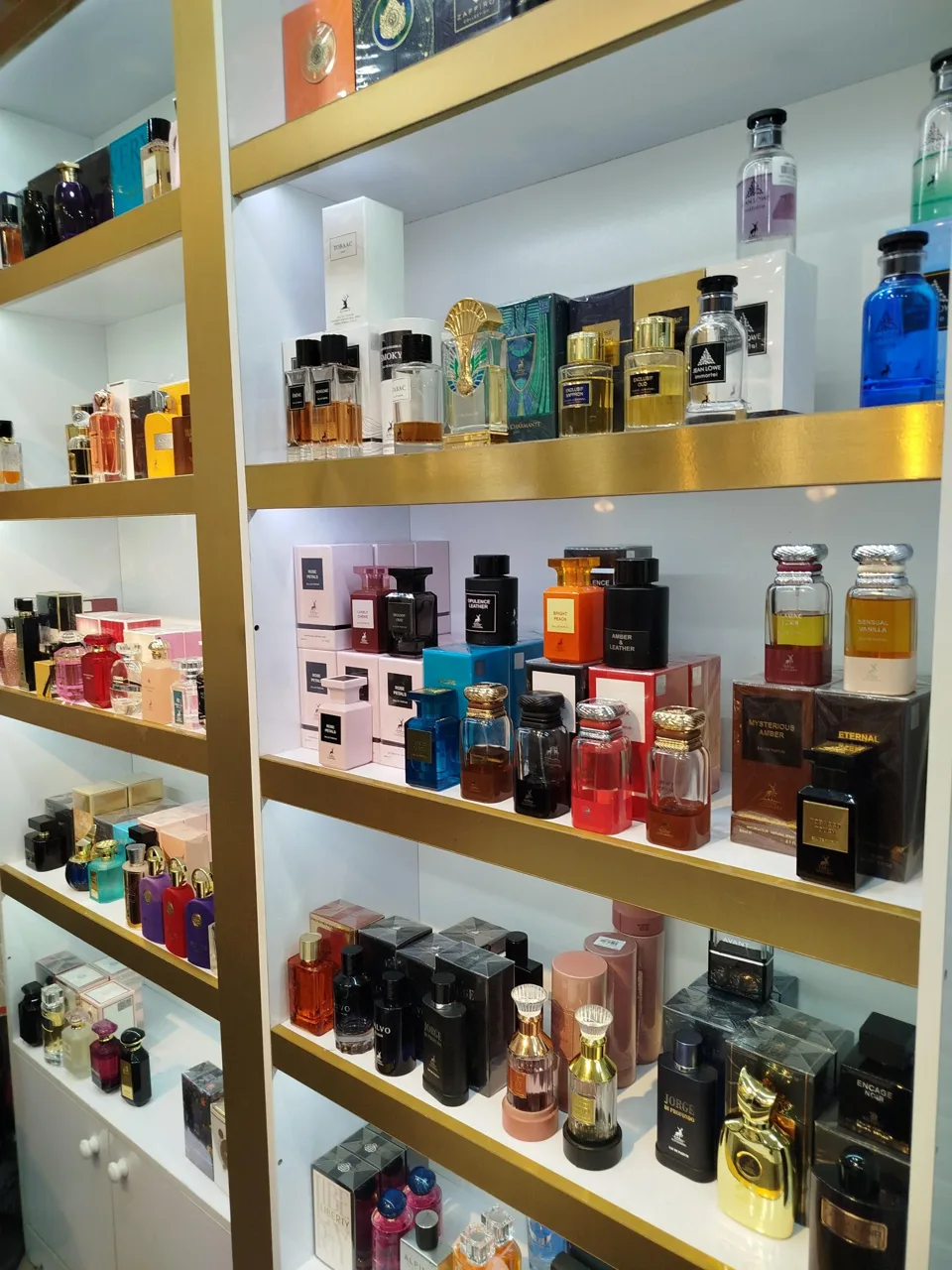 عطر اکسیر - تصویر 2