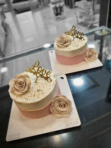 قنادی معراج