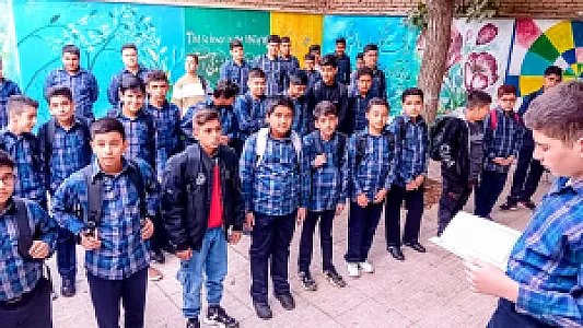 دبیرستان غیر دولتی سروش شهرکرد متوسطه اول