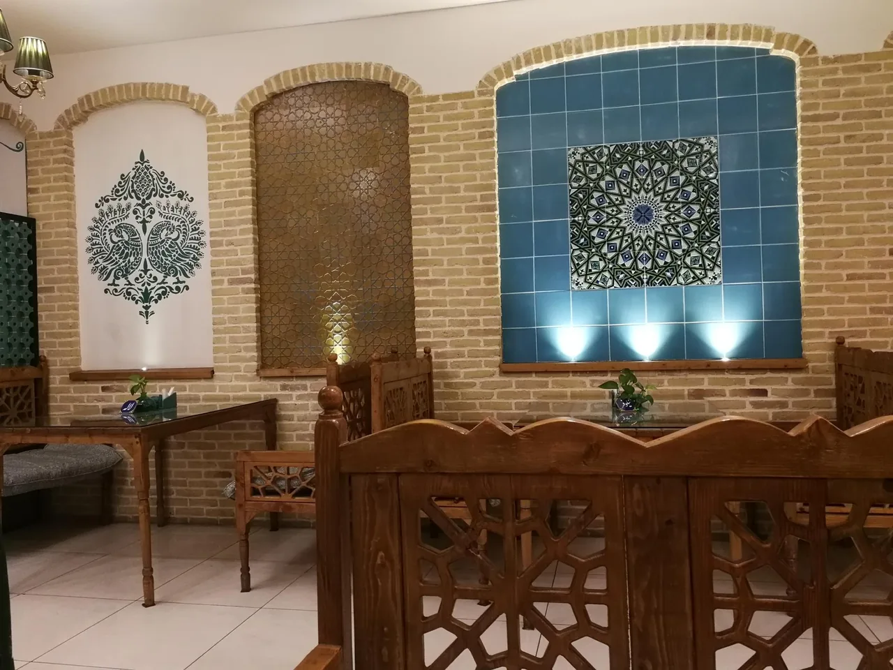 رستوران سنتی خورشید - تصویر 4