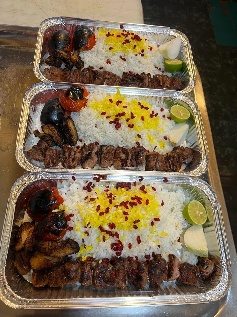 چلو کبابی و بریانی دهقان - تصویر 3