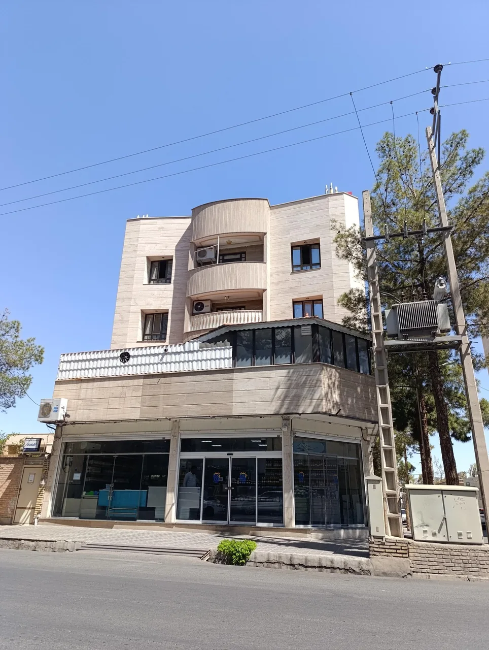 لبنیات سنتی قائم - تصویر 2