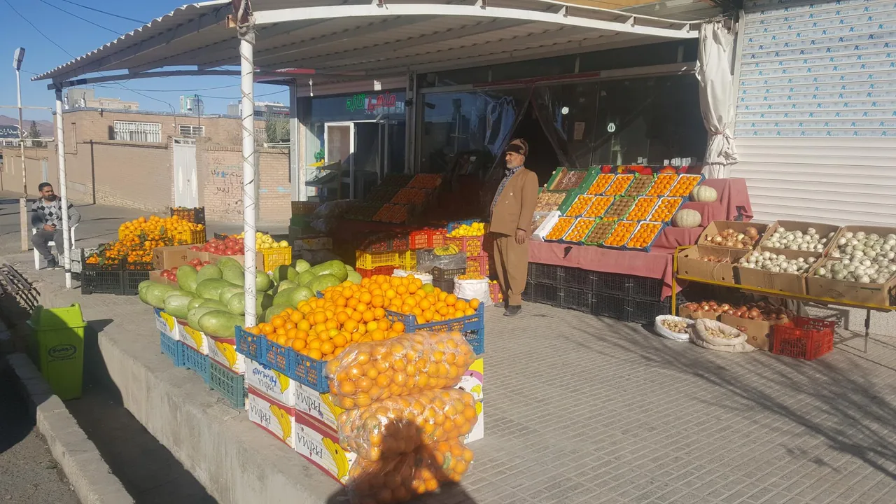 میوه فروشی جماران - تصویر 2