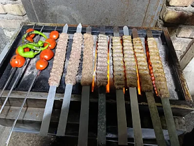 جگرکی عمورضا وپسران شعبه مرکزی