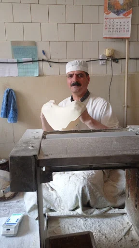 نان لواش دستی خراسانی