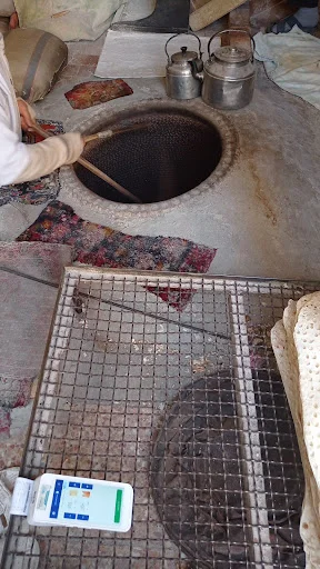 نان لواش دستی خراسانی