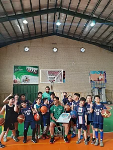 مدرسه بسکتبال ایمان