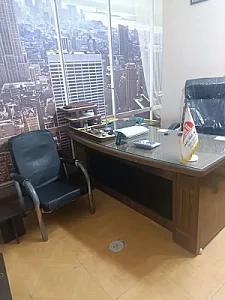 مشاور املاک‌ حقیقت‌