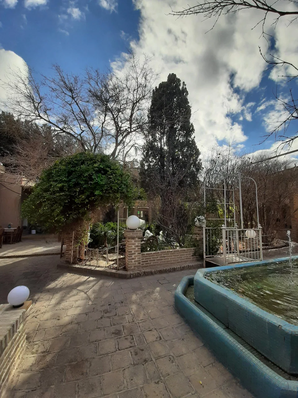 رستوران شمس العماره سنتی - تصویر 2