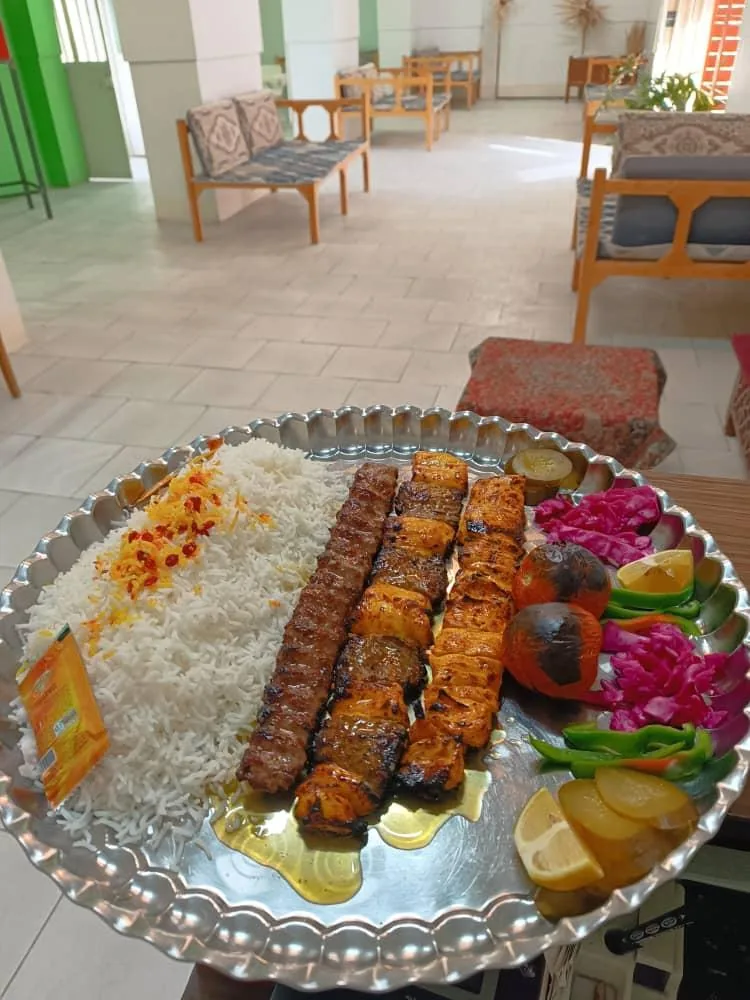 رستوران و فست فود شبهای بیرجند - تصویر 2