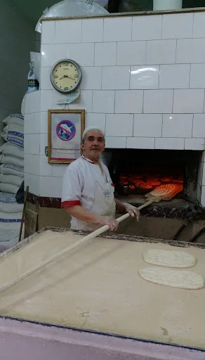 نان بربری حسن آقا