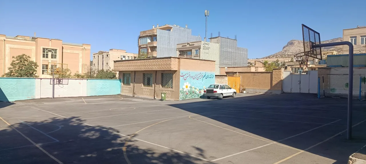 دبیرستان دخترانه مرضیه - تصویر 2
