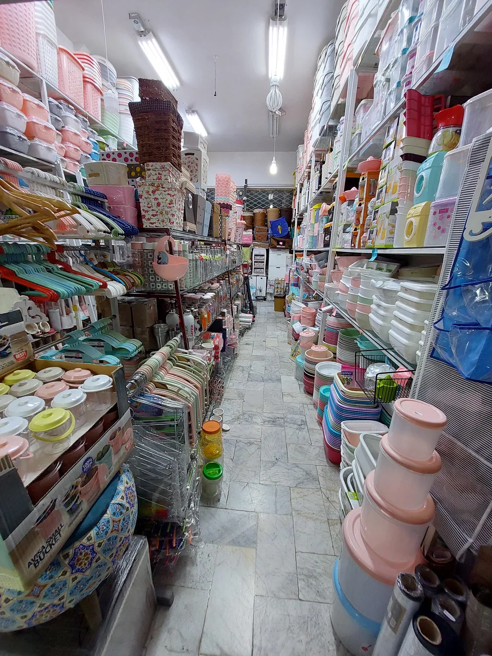 فروشگاه ولیعصر