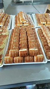تریا قنادی پدید شعبه ۱