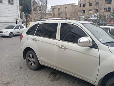 شیشه دودی حسین