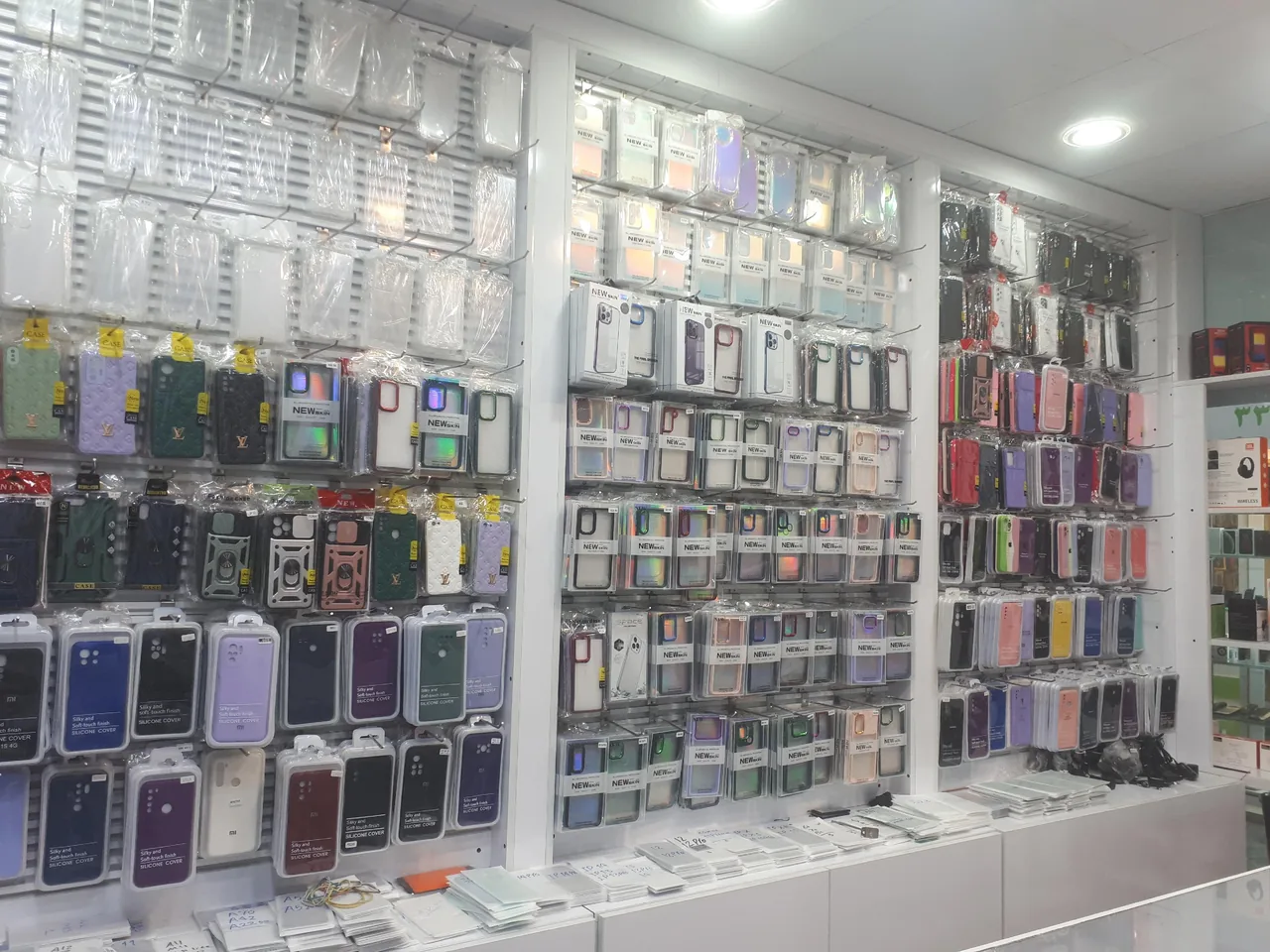 فونیکس موبایل - تصویر 2