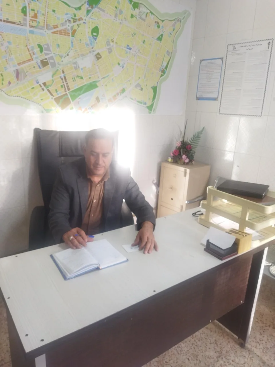 مشاور املاک همتی