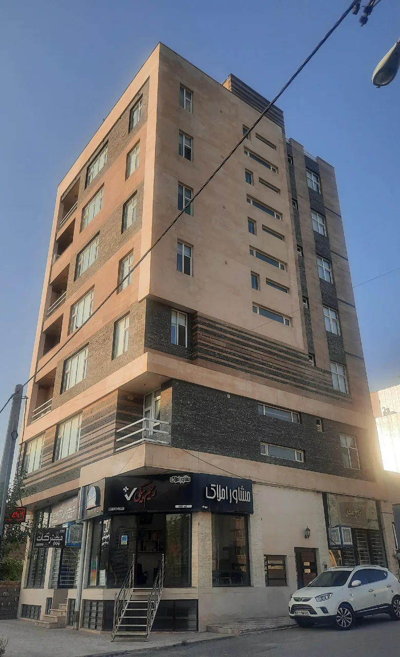 مشاور املاک رحیم بیگی - تصویر 2