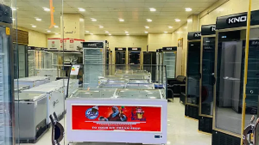 فروشگاه و تعمیرگاه چرخ خیاطی صلاحی
