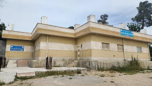دندانپزشکی دکتر زاده باقری