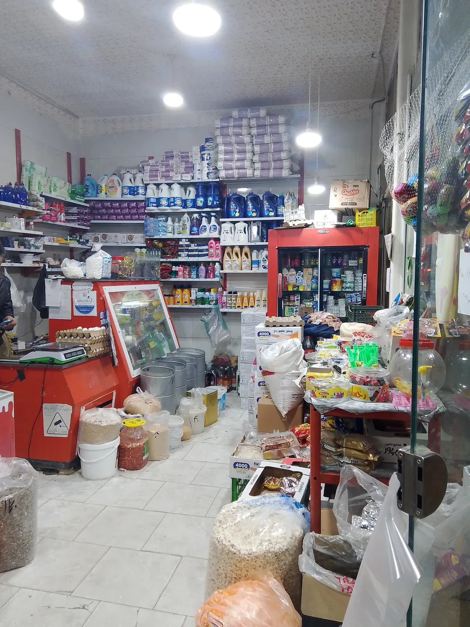 سوپر مارکت بختیاری - تصویر 2