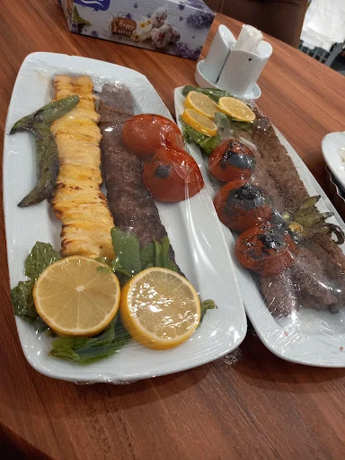 رستوران نژاداصل