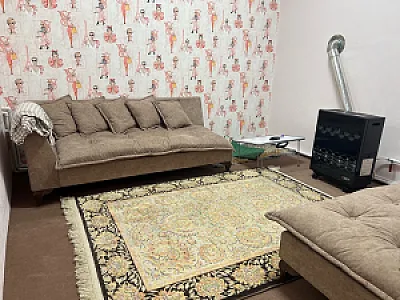 سالن مطالعه کتاب باز
