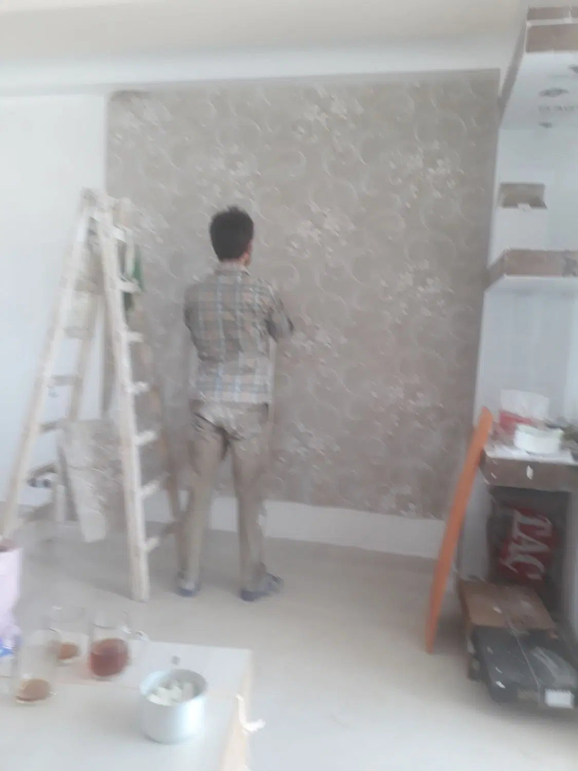 نقاشی ساختمان، کاغذدیواری و پارکت - تصویر 2