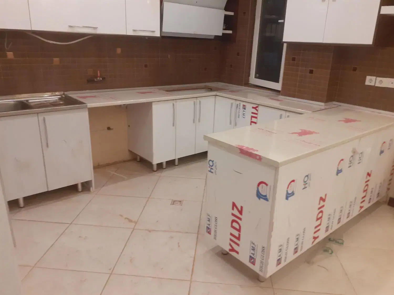 ساخت و تعمیر کابینت و کمد دیواری در پونک - تصویر 3