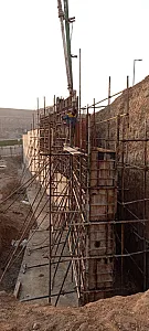 آرماتوربندی و قالب‌بندی و اجرای اسکلت بتنی در دبستان