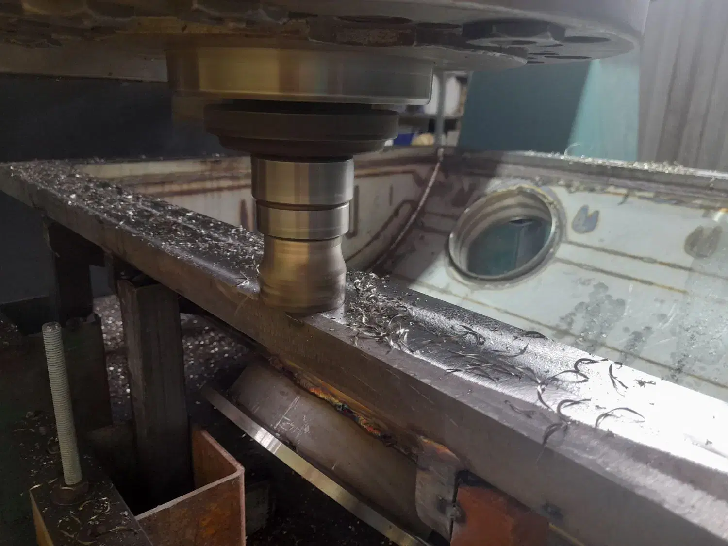 خدمات فرز دروازه‌ای CNC و ماشین‌کاری قطعات در فتح - تصویر 4