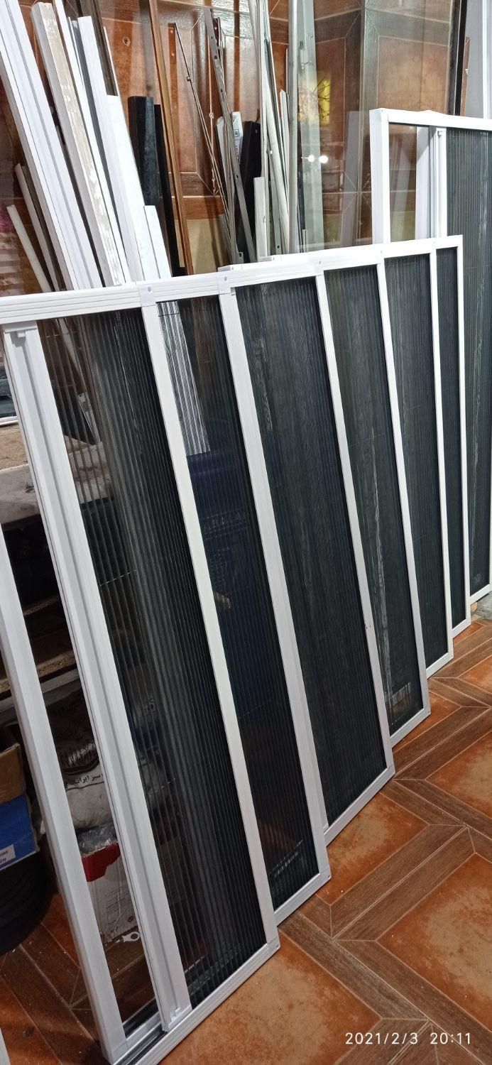 تولید درب و پنجرهٔ دوجداره UPVC و توری پلیسه در دردشت