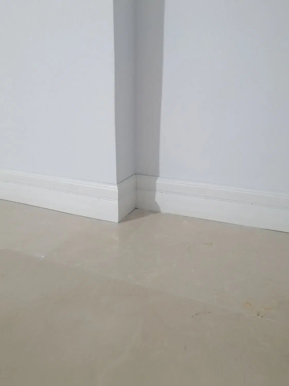 فروش و نصب قرنیز PVC، نوری، ترمووال و قاب‌بندی در شهرک ولیعصر - تصویر 2