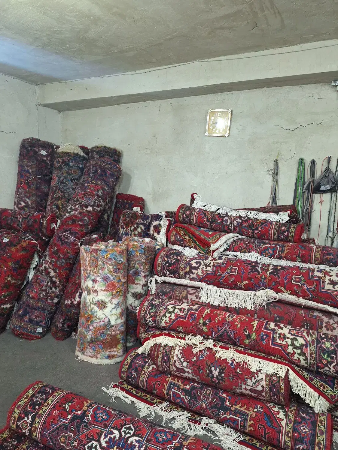 پرداخت‌زنی و رفوگری فرش دستباف - تصویر 3