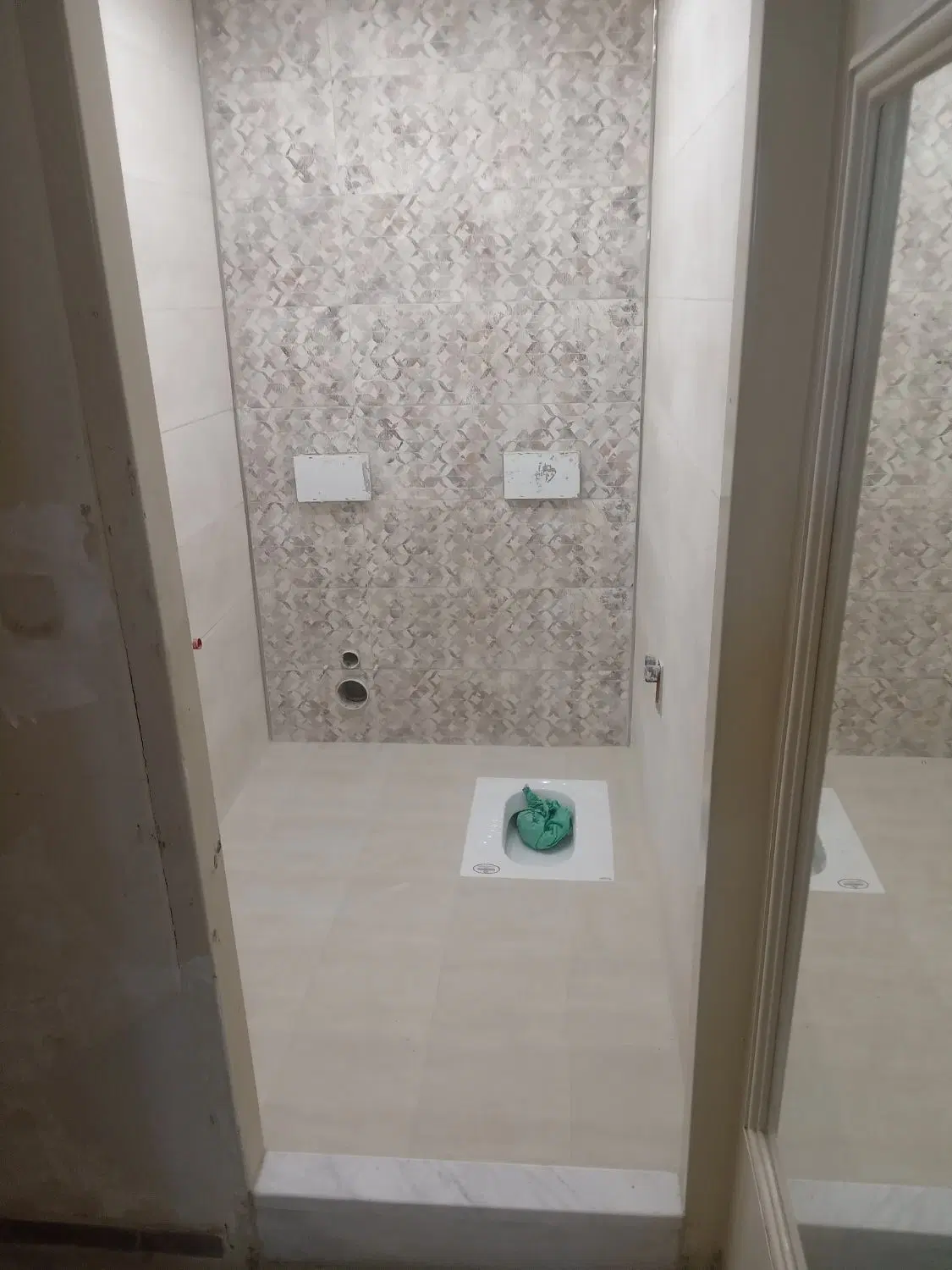 نصب کاشی و سرامیک در صادقیه - تصویر 4