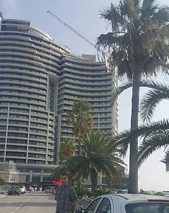 نقاشی ساختمان وطن‌خواه