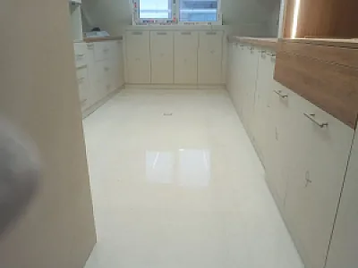 کاشی‌کاری و سنگ‌کاری