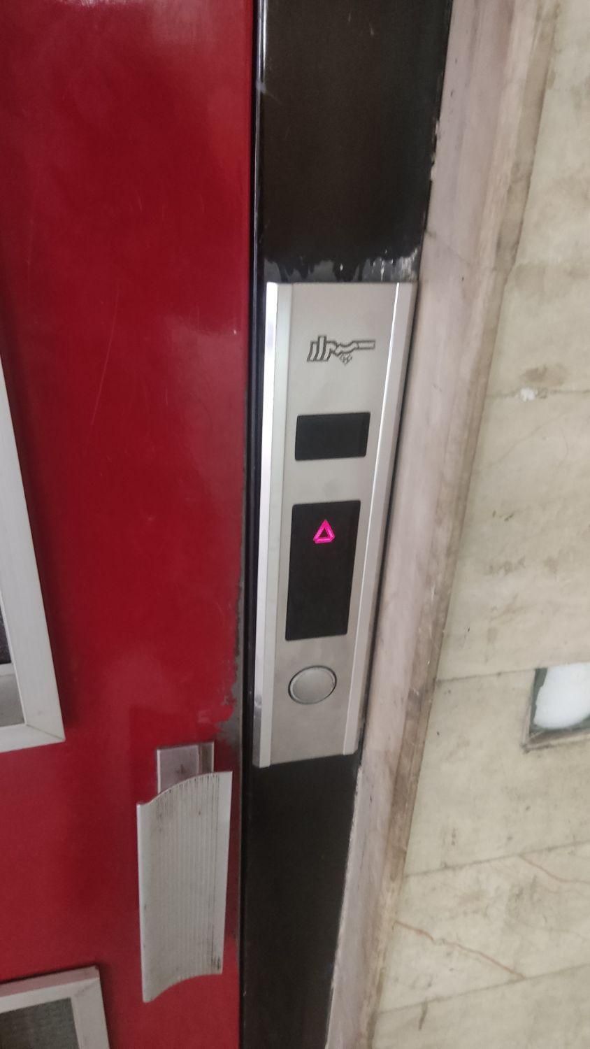 سرویس و تعمیر آسانسور شهرک ولیعصر