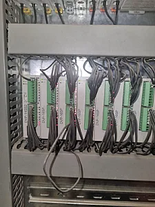 ساخت و تعمیر تابلو برق صنعتی