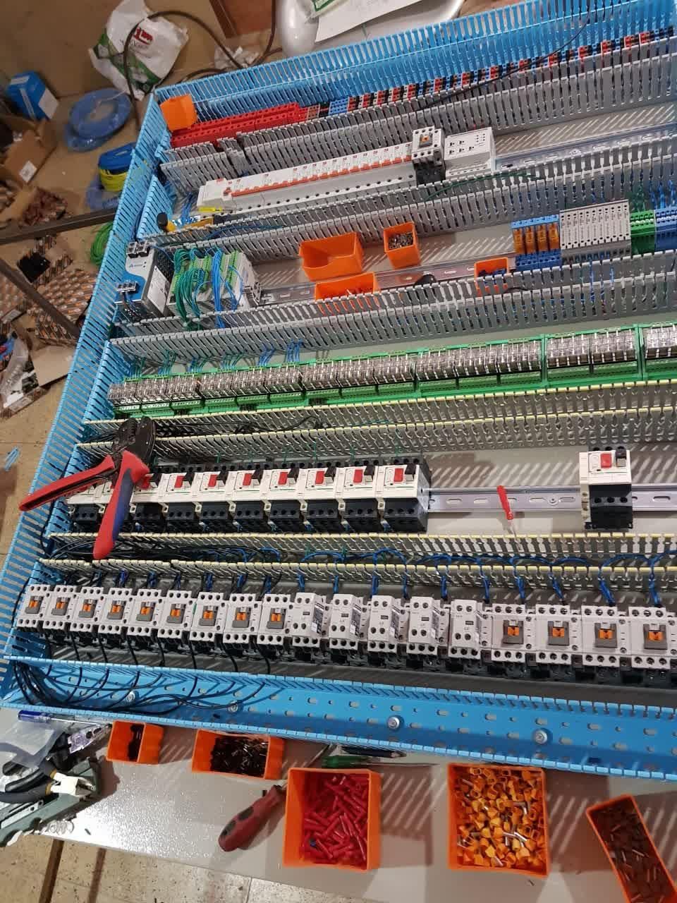 ساخت و تعمیر تابلو برق صنعتی - تصویر 5