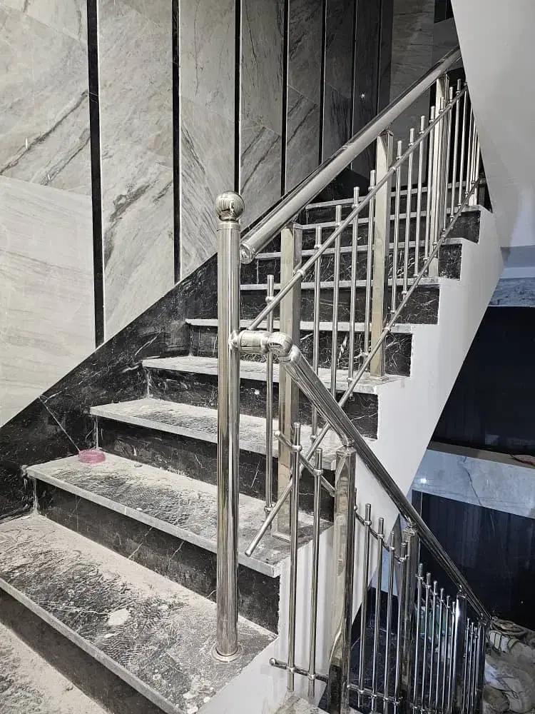 نرده و حفاظ استیل در پامنار - تصویر 4