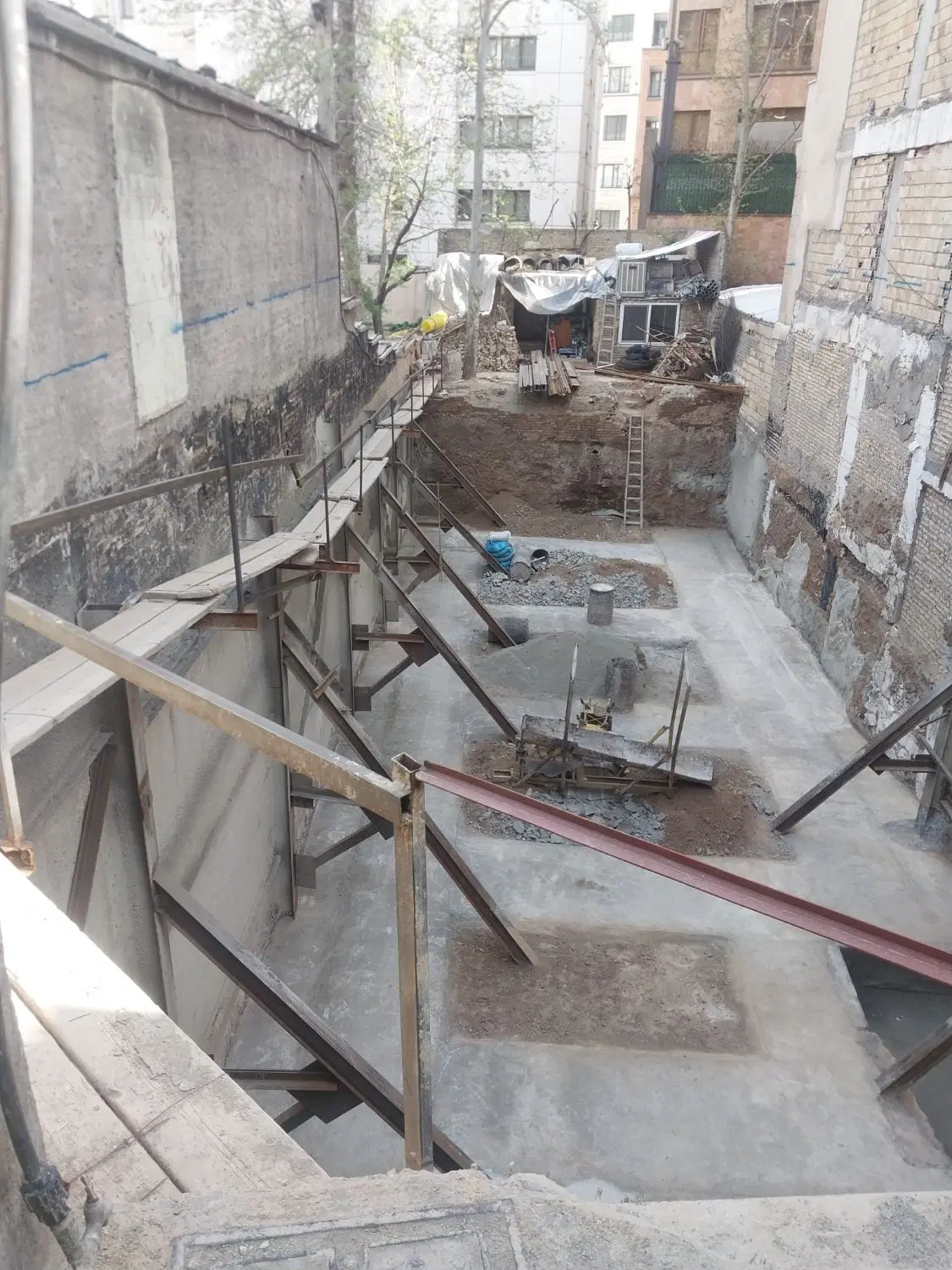 اسکلت فلزی طاها - تصویر 4