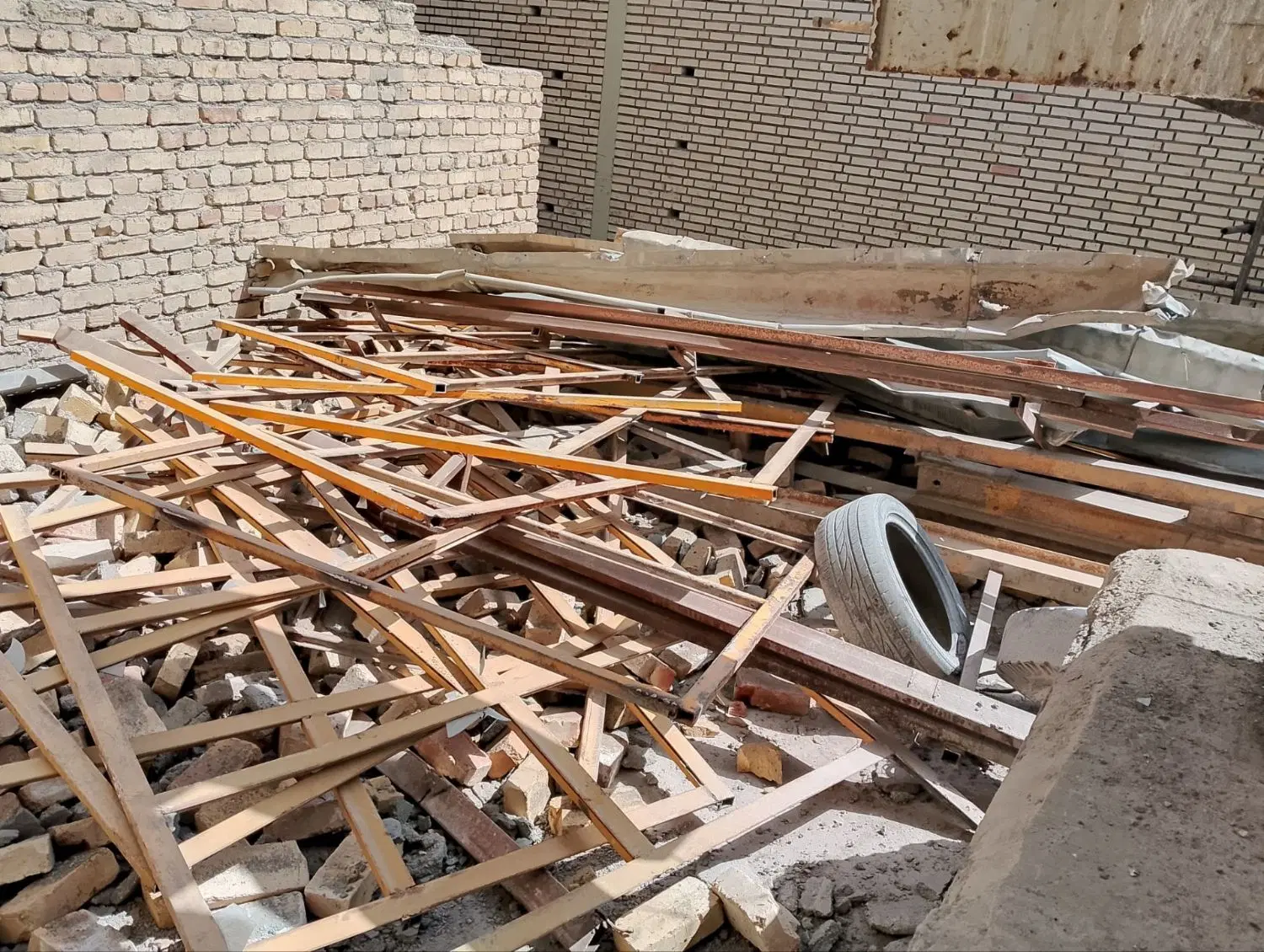 خرید ضایعات آهن و فلزات در هرندی