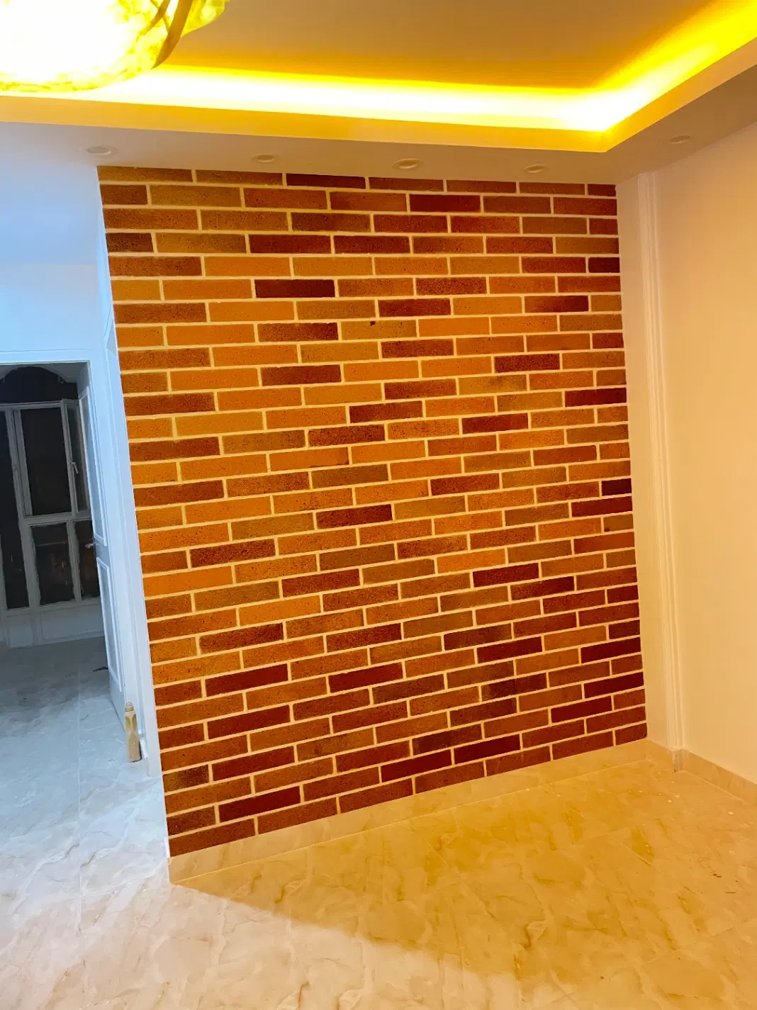 بازسازی و کاشی‌کاری ساختمان در گلچین - تصویر 2
