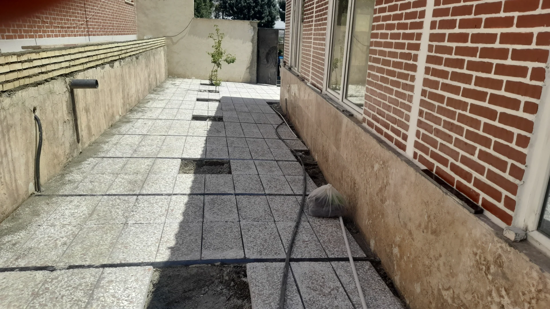 کاشی‌کاری و کارهای ساختمانی در ستارخان - تصویر 18
