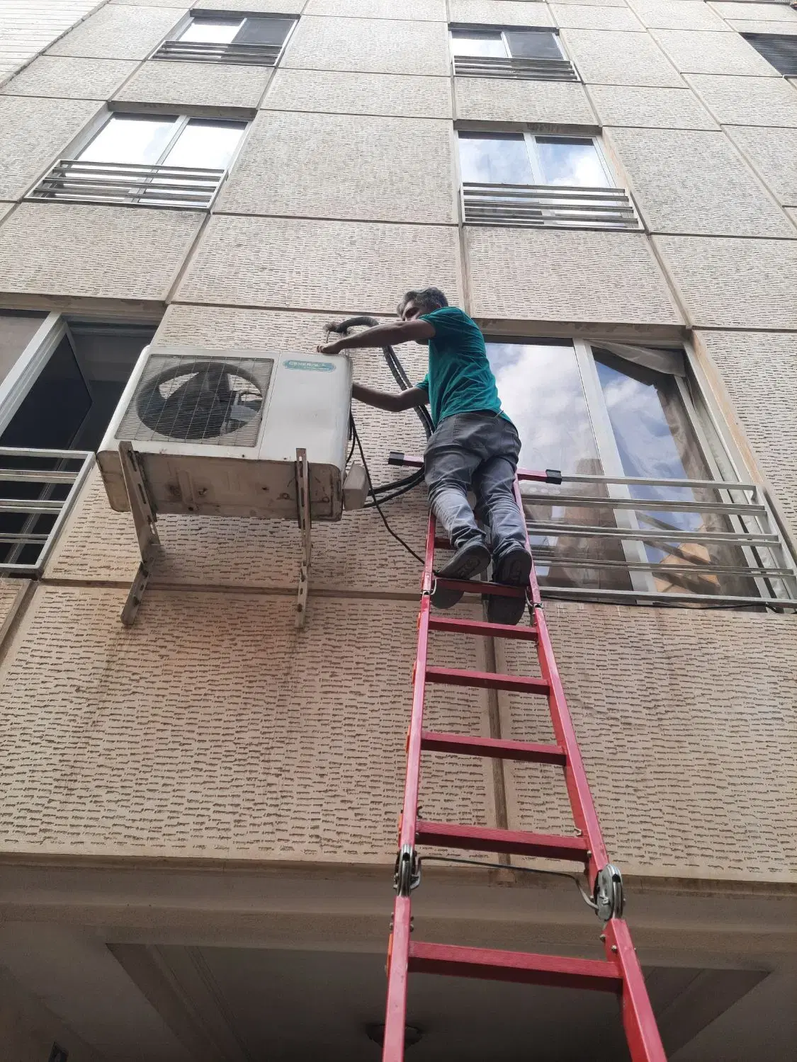 تعمیر پکیج و کولر گازی در شهرک راه‌آهن - تصویر 9