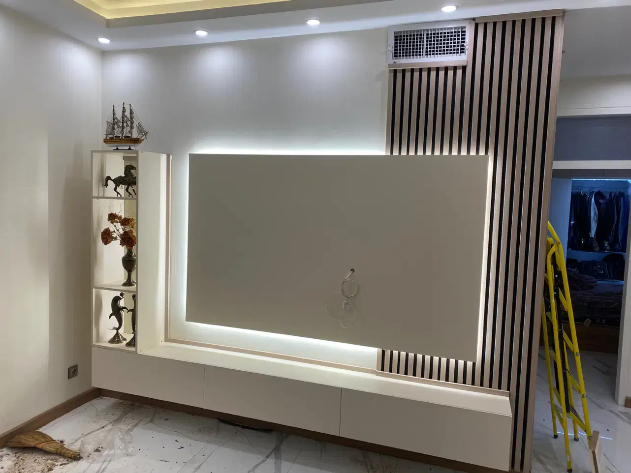 ساخت تی‌وی‌وال و کابینت در نازی‌آباد - تصویر 2